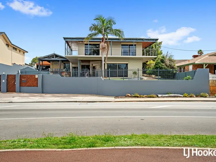 447 Riverton Drive East