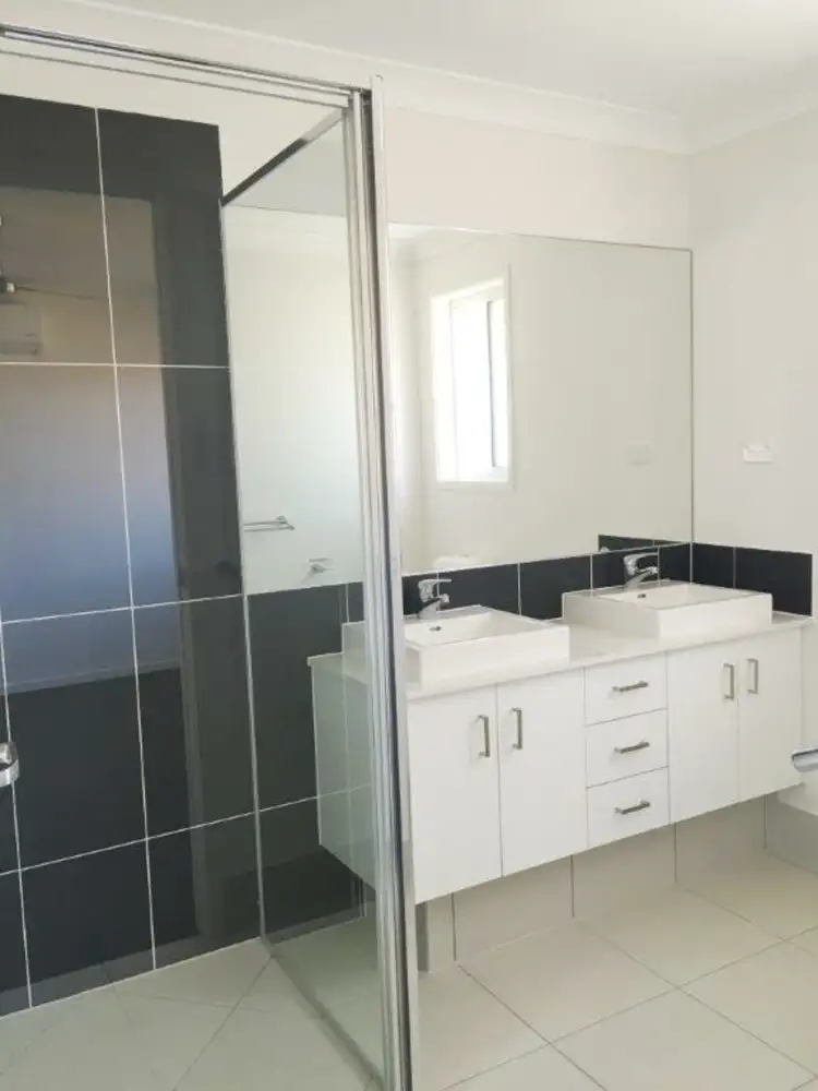 Seventh view of Homely house listing, 86 Bradman Way, Urangan QLD 4655