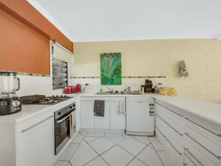 Fourth view of Homely unit listing, Unit 8/21 Charles Street, West Gladstone QLD 4680