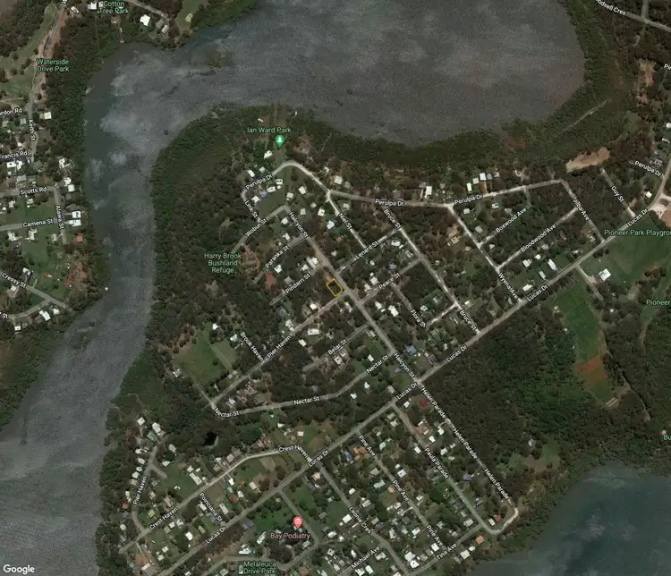 1 PIER HAVEN, Lamb Island QLD 4184