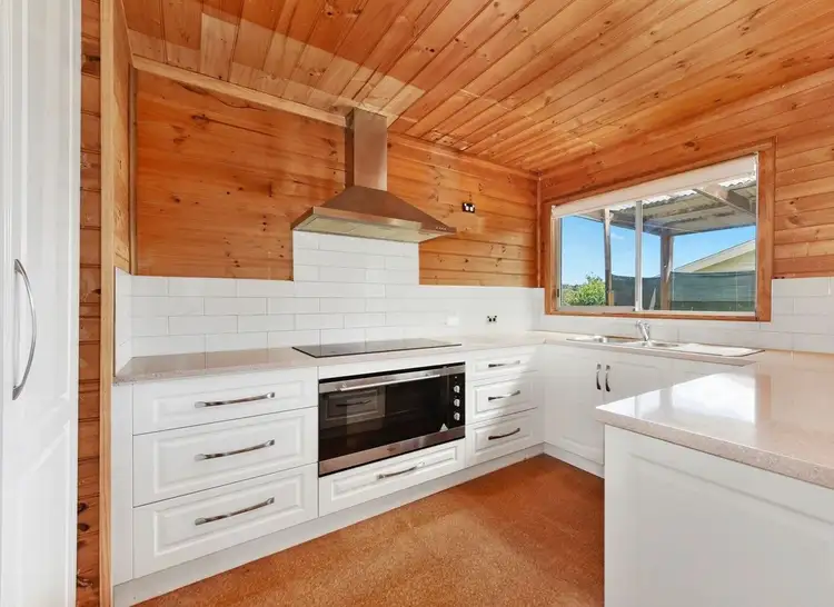 80 Hargrave Crescent, Mayfield TAS 7248