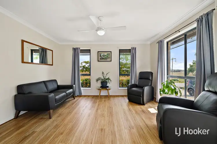 Second view of Homely house listing, 90 Hollows Circuit, Macgregor ACT 2615