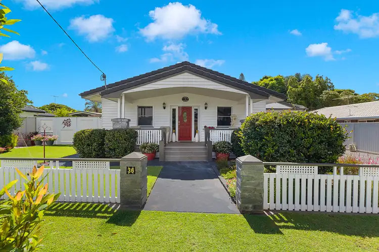 34-36 Broadwater Terrace, Redland Bay QLD 4165