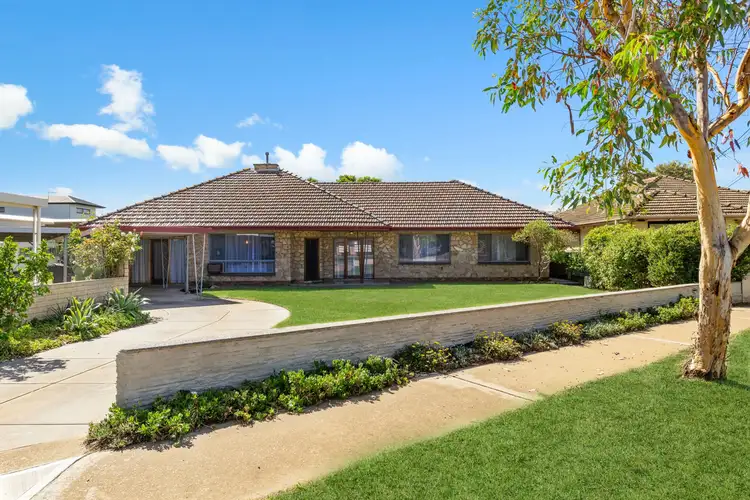 3 Lothian Avenue, Seaton SA 5023
