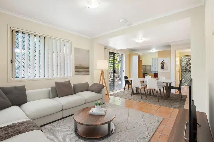 Fifth view of Homely townhouse listing, 1/188 Broadwater Road, Mansfield QLD 4122