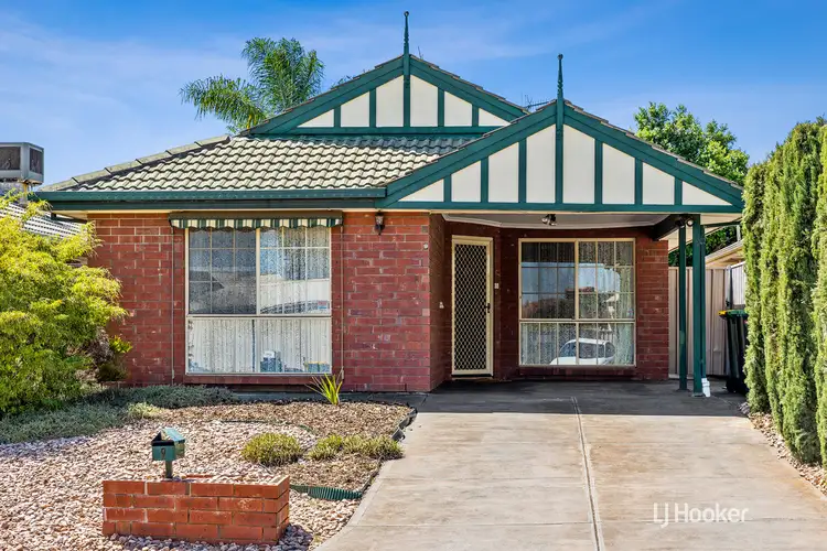 9 Bluebush Court, Craigmore SA 5114