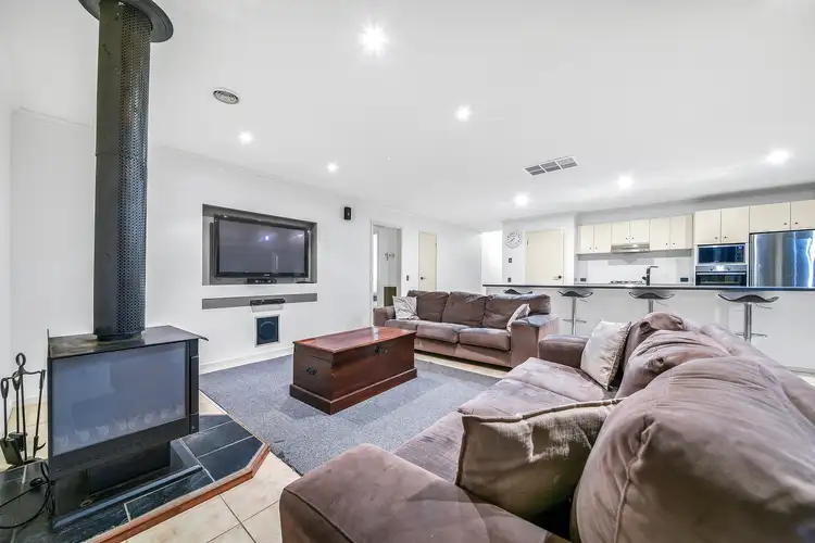 Fifth view of Homely house listing, 6 Woodrush Court, Narre Warren South VIC 3805