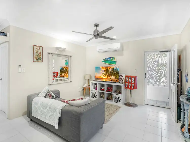 Fifth view of Homely house listing, 10 Feathertop Close, Smithfield QLD 4878