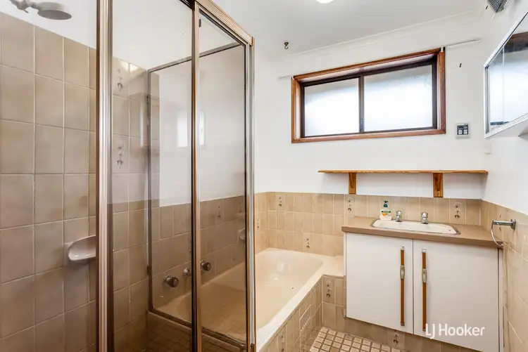 Sixth view of Homely house listing, 21 Indee Crescent, Craigmore SA 5114