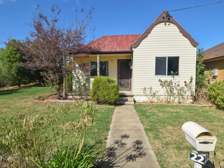 22 Spring Street, Young NSW 2594