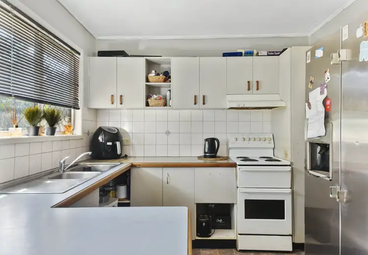 Second view of Homely house listing, 8 Viney Avenue, Kallangur QLD 4503