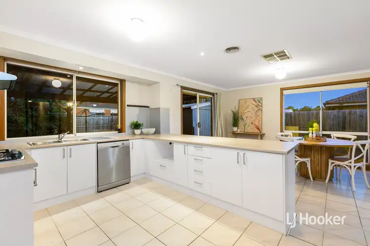 Fifth view of Homely house listing, 16 Yolanta Court, Seabrook VIC 3028