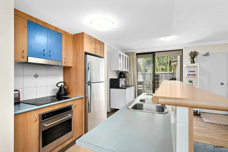 Fifth view of Homely unit listing, 2/4 Mawarra Street, Palm Beach QLD 4221