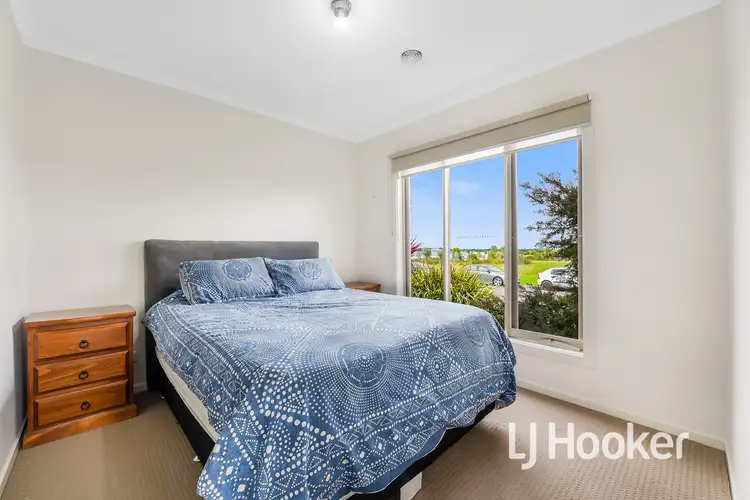 Fifth view of Homely house listing, 19 Havana Parade, Pakenham VIC 3810