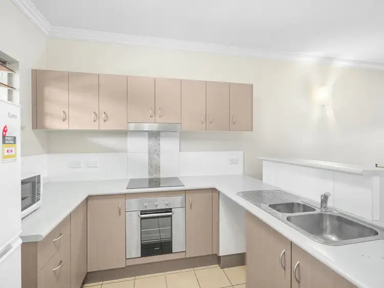 Fourth view of Homely unit listing, 102/1-2 Maytown Close, Manoora QLD 4870
