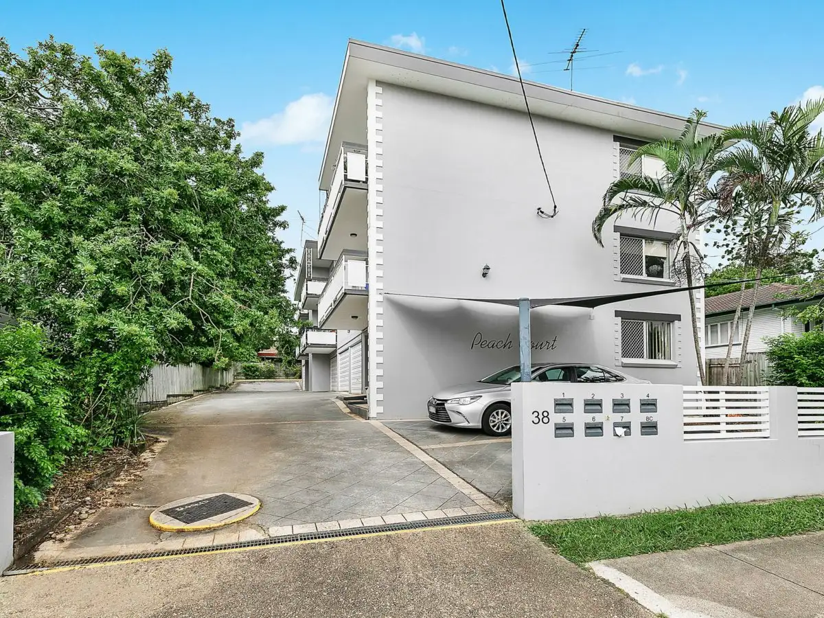 Main view of Homely unit listing, 3/38 Peach Street, Greenslopes QLD 4120