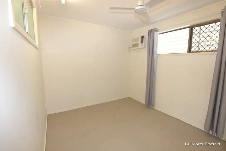 Fifth view of Homely house listing, 1 Dearden Place, Emerald QLD 4720