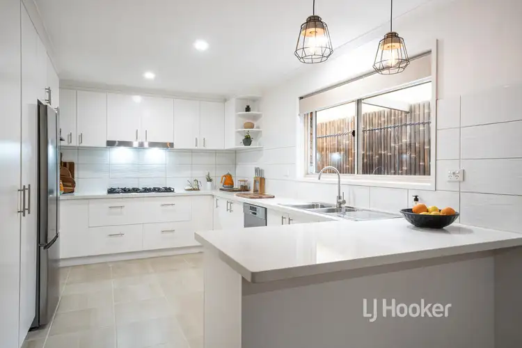 Fifth view of Homely house listing, 6 Hilden Close, Hoppers Crossing VIC 3029