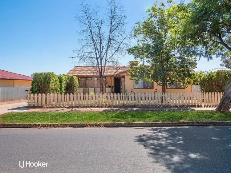5 Broadmeadows Road, Elizabeth North SA 5113