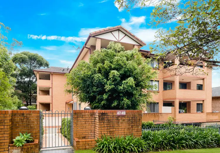 2/47 Cairds Avenue, Bankstown NSW 2200