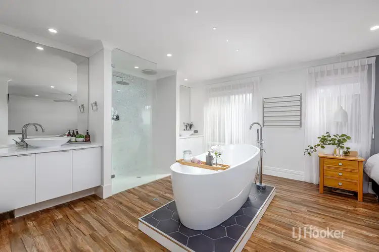 Fifth view of Homely house listing, 10 Ammolite Way, Australind WA 6233