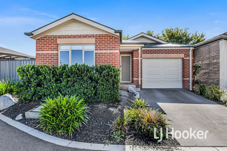 Main view of Homely house listing, 20 Macleod Circuit, Pakenham VIC 3810