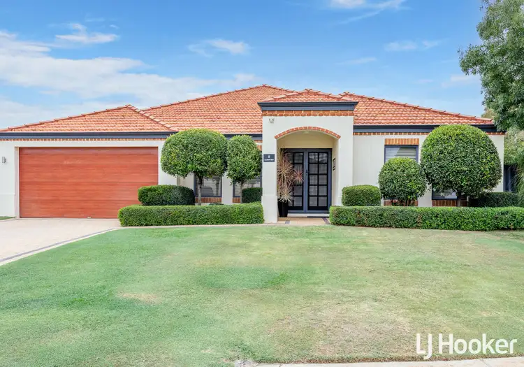 8 Alder Way, Thornlie WA 6108