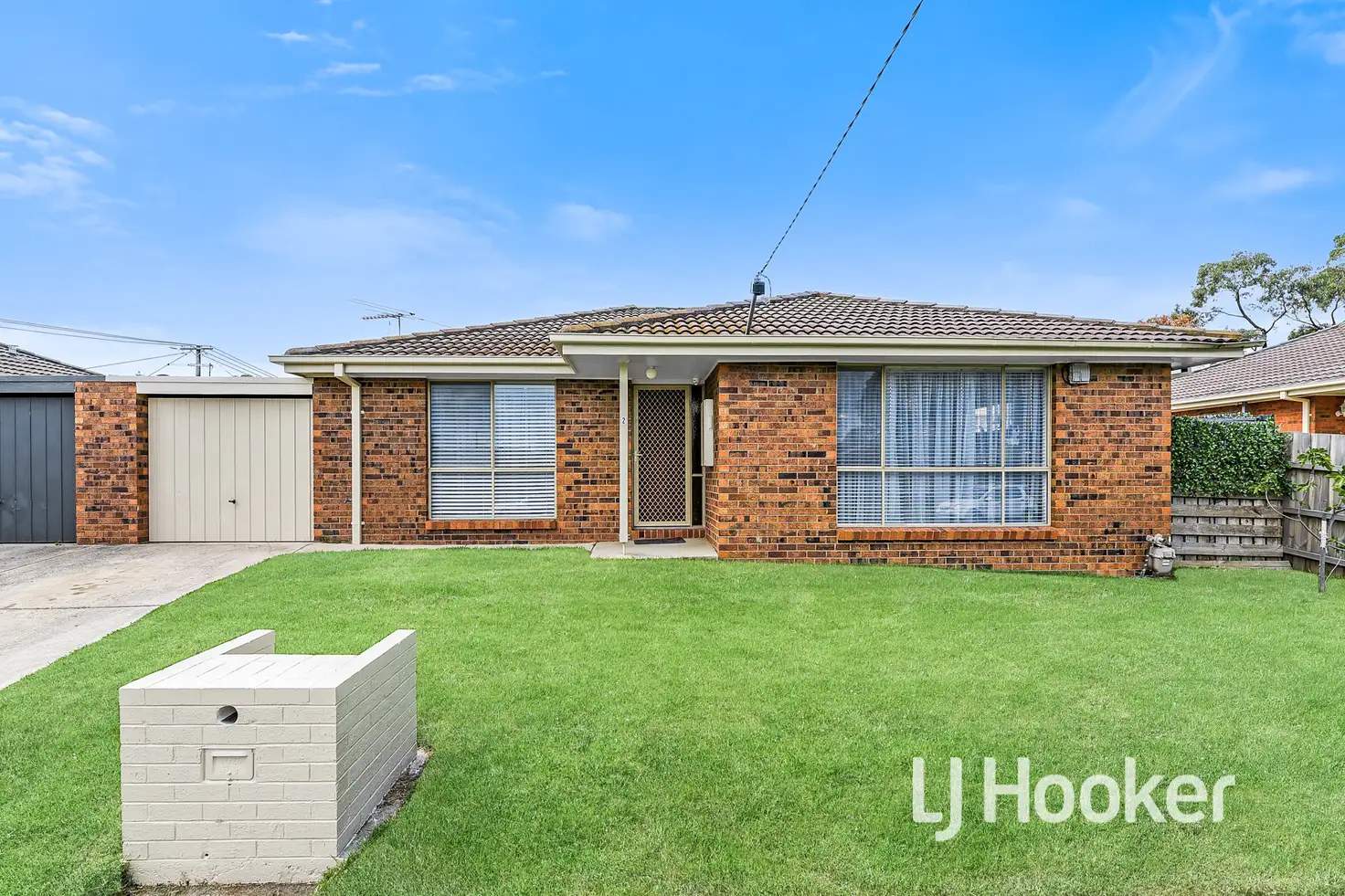 Main view of Homely unit listing, 2/2 Joseph Banks Crescent, Cranbourne VIC 3977