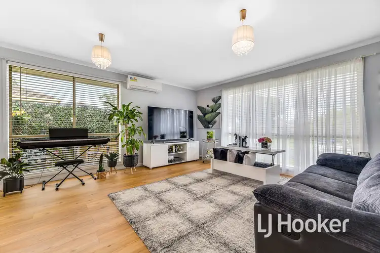 Second view of Homely unit listing, 2/2 Joseph Banks Crescent, Cranbourne VIC 3977