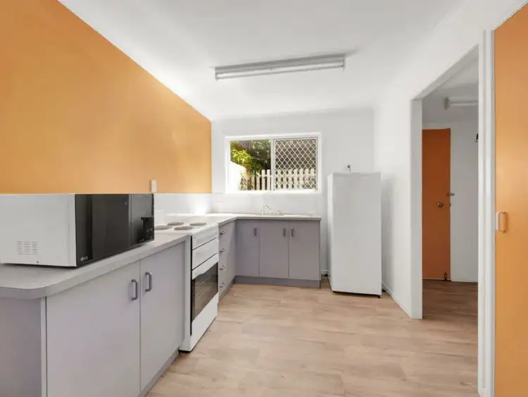 Fourth view of Homely unit listing, Unit 3/15 Ann Street, South Gladstone QLD 4680