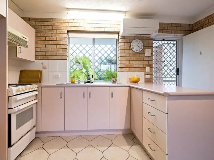 Third view of Homely unit listing, 6/11 Baragoola Street, Coorparoo QLD 4151