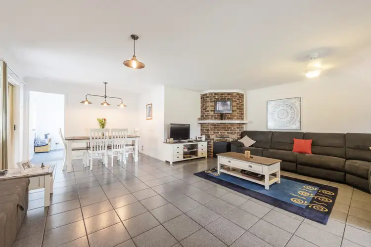13 Admiralty Court, Yamba NSW 2464