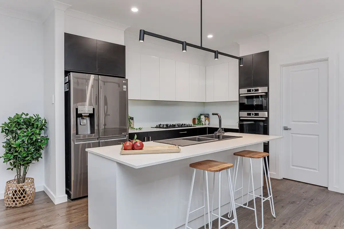 Main view of Homely house listing, 10a Oklahoma Avenue, Para Vista SA 5093