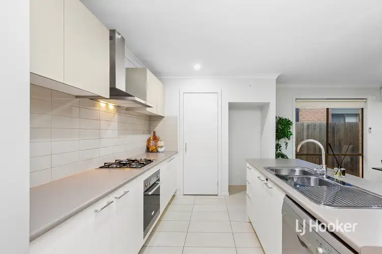 Second view of Homely house listing, 25 Morgan Crescent, Werribee VIC 3030