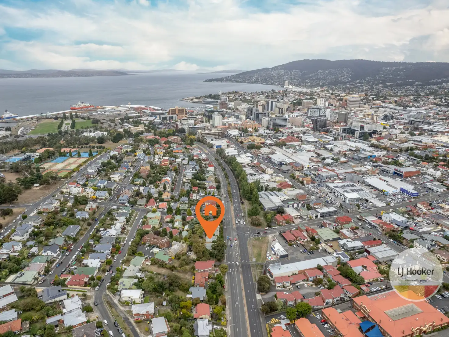 Main view of Homely unit listing, Unit 4/149 Brooker Avenue, Glebe TAS 7000