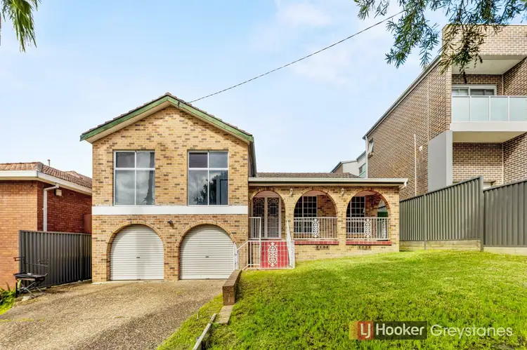 822 MERRYLANDS ROAD, Greystanes NSW 2145