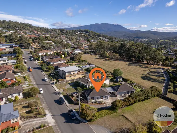 Unit 1/12 Aldinga Street, Blackmans Bay TAS 7052