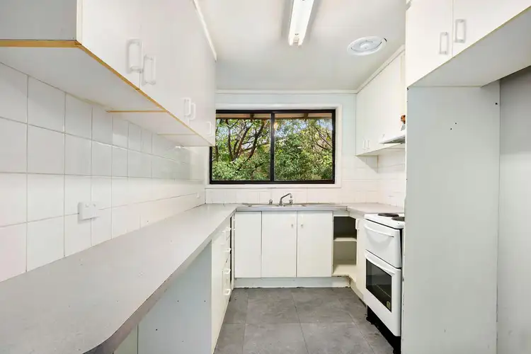 Fourth view of Homely house listing, 4 Baylis Place, Charnwood ACT 2615