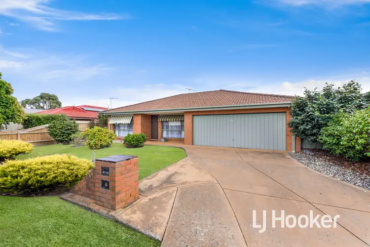 Main view of Homely house listing, 5 Alison Close, Pakenham VIC 3810