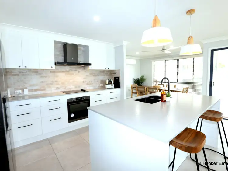 Fourth view of Homely house listing, 10 Cowan Crescent, Emerald QLD 4720