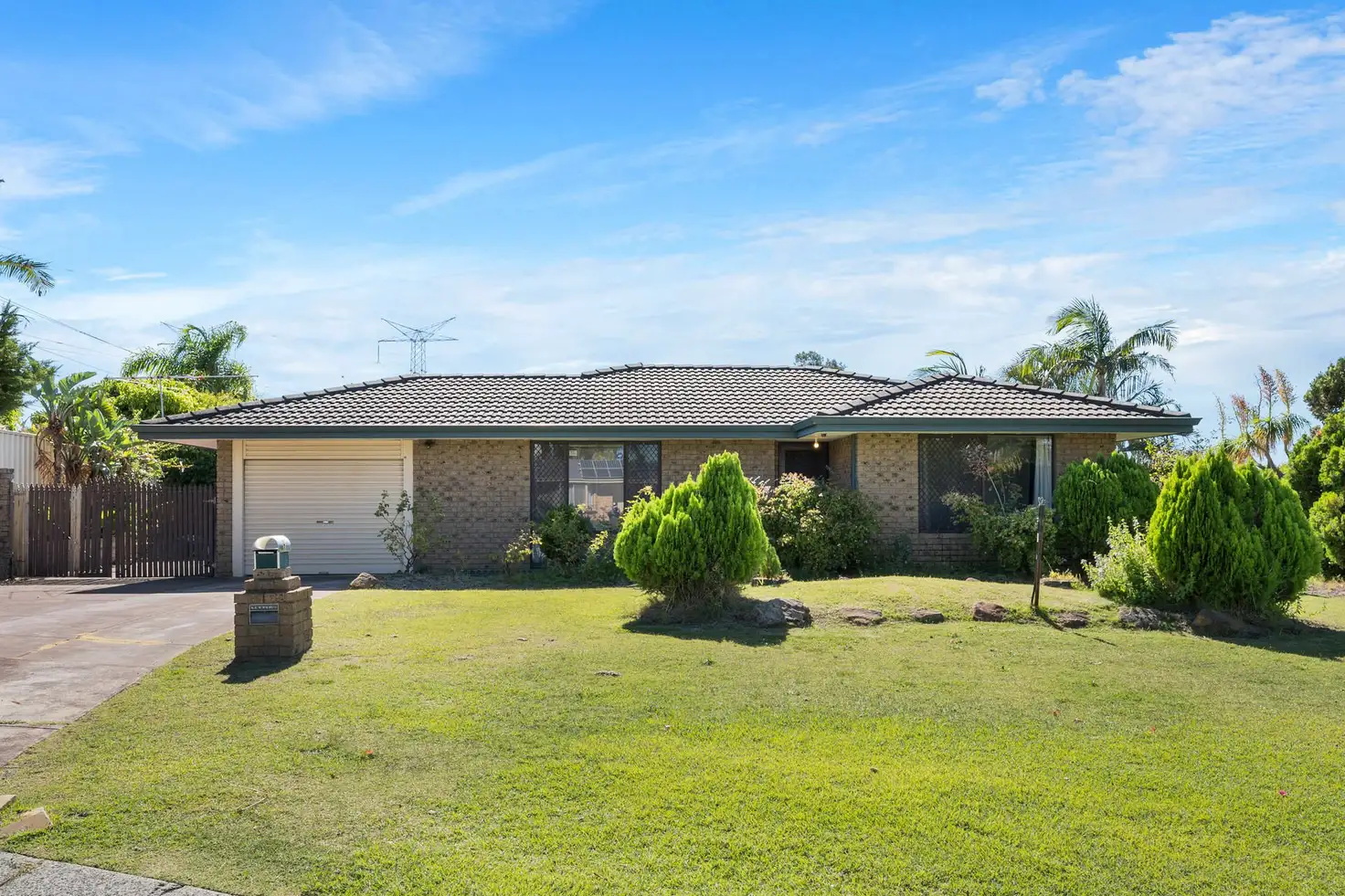 Main view of Homely house listing, 9 Bauera Glade, South Lake WA 6164