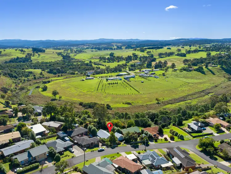 Second view of Homely house listing, 6 The Boulevarde, Wy Yung VIC 3875