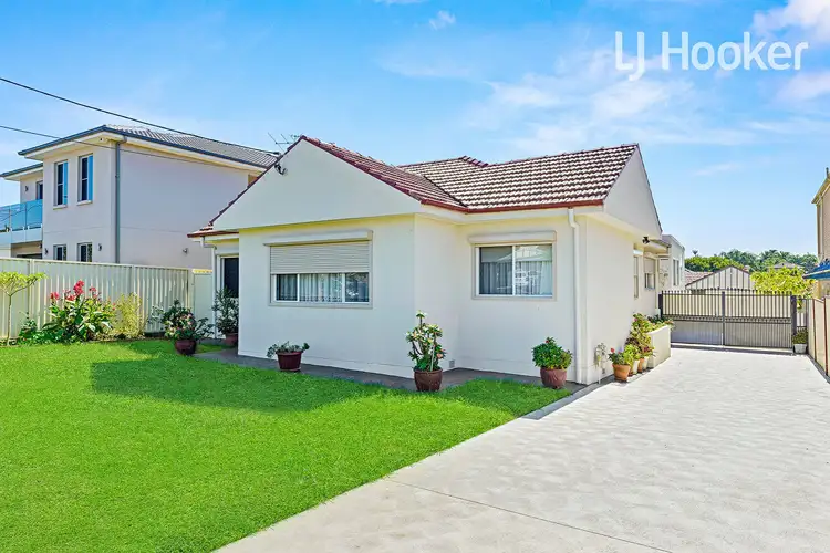 Second view of Homely house listing, 138 Smart St, Fairfield Heights NSW 2165