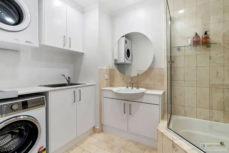 J5/2 Currie Crescent, Griffith ACT 2603