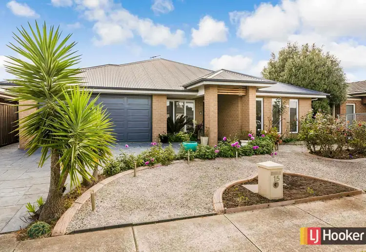 15 Buckland Hill Drive, Wallan VIC 3756