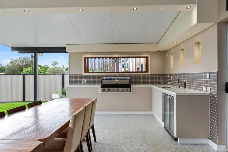 31 Hampshire Crescent, Alexandra Hills QLD 4161