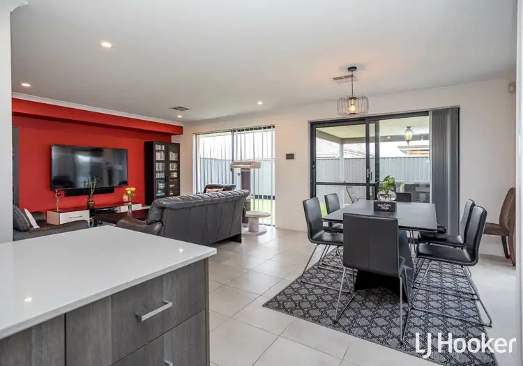 Sixth view of Homely house listing, 5 Evandale Way, Harrisdale WA 6112