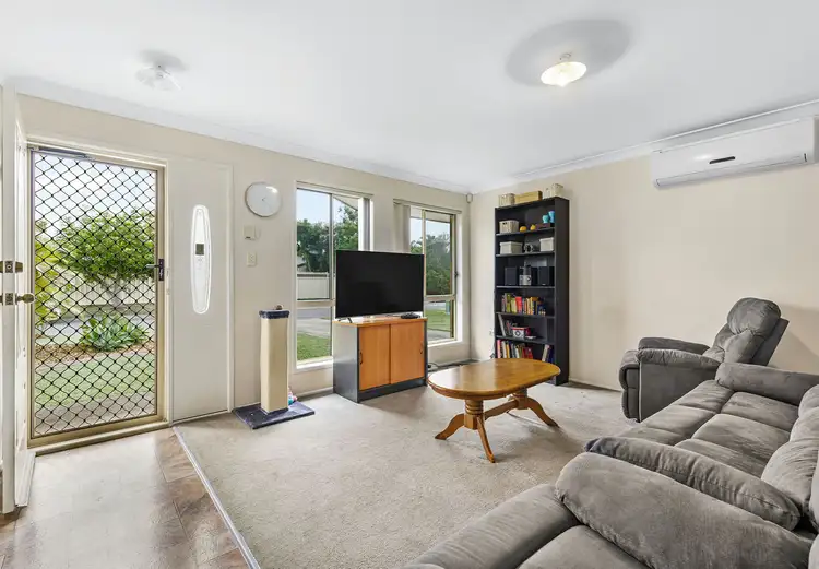 Second view of Homely house listing, 4 Filbert Court, Crestmead QLD 4132