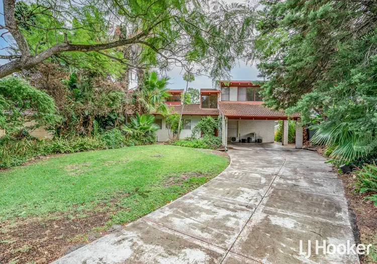 55 Regency Drive, Thornlie WA 6108