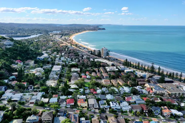 Fourth view of Homely house listing, 32 Collaroy Street, Collaroy NSW 2097